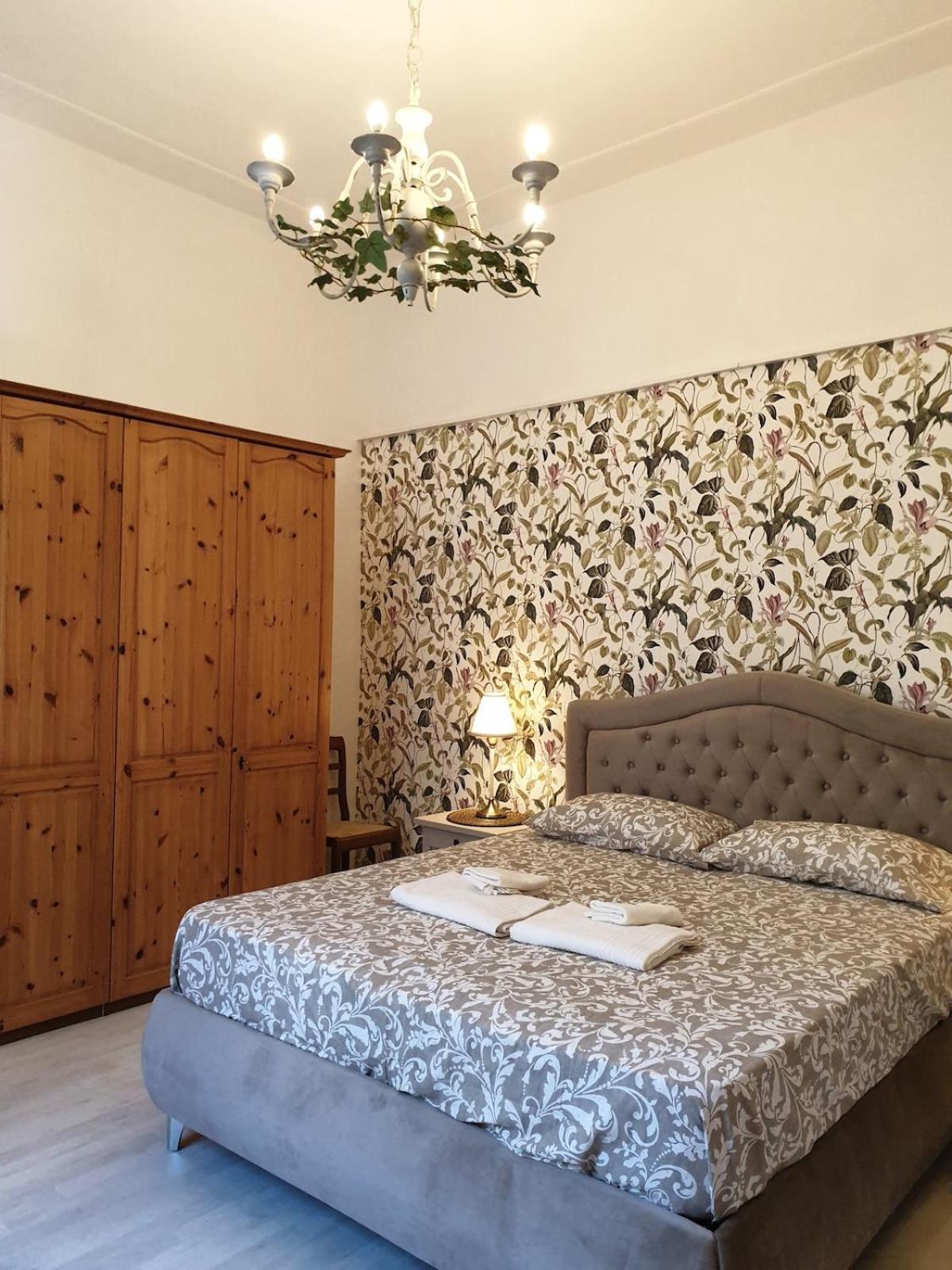 Florence Home Apartment